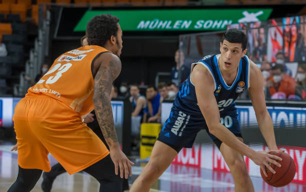 更多彩民将 更多彩民将